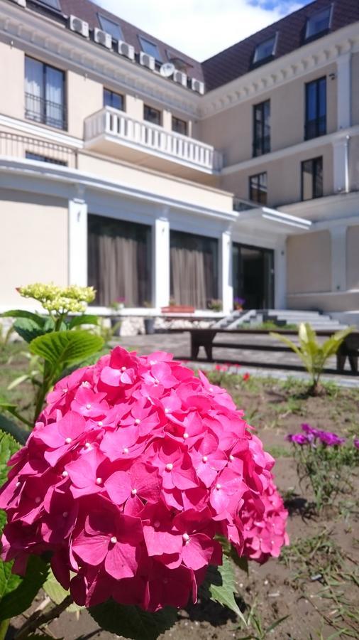Spa Hotel Karakas Sukhumi Esterno foto
